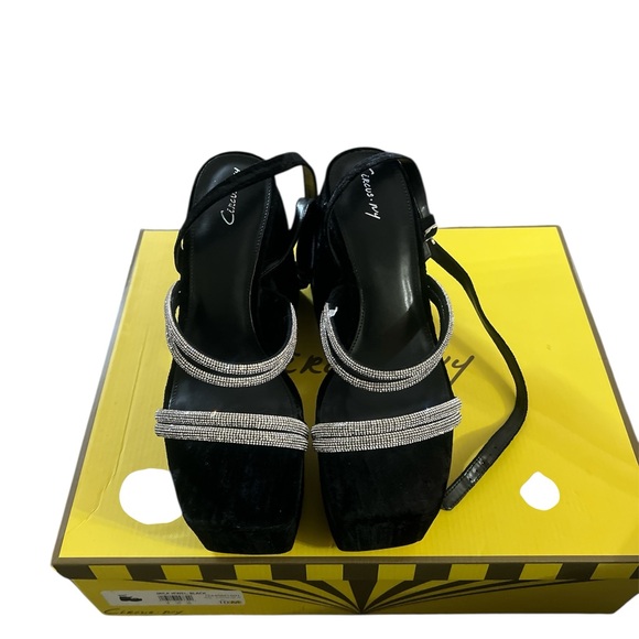 Circus by Sam Edelman Black and Silver Chunky Heels EUC - Picture 3 of 5